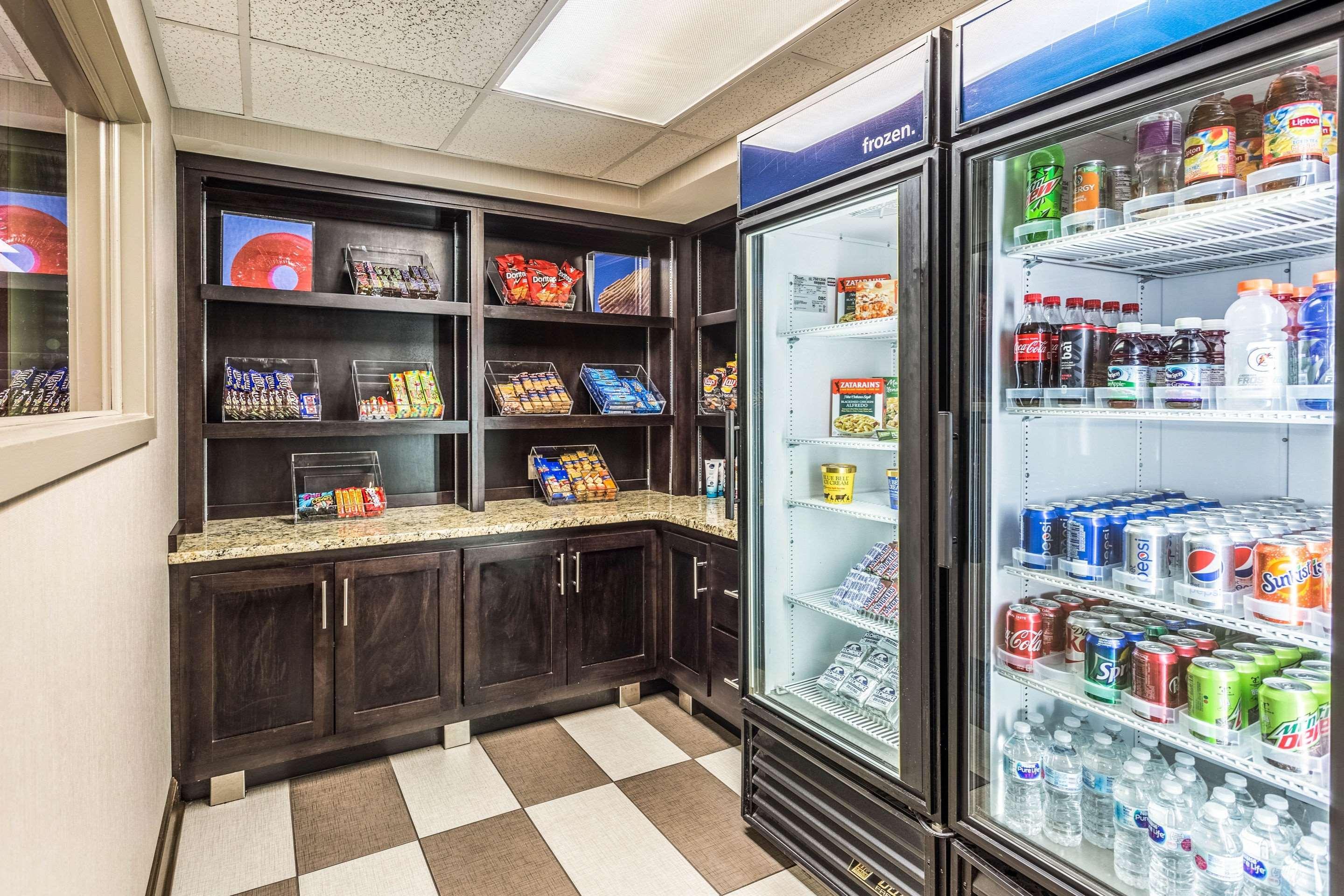 Clarion Pointe Huntsville Research Park Екстер'єр фото