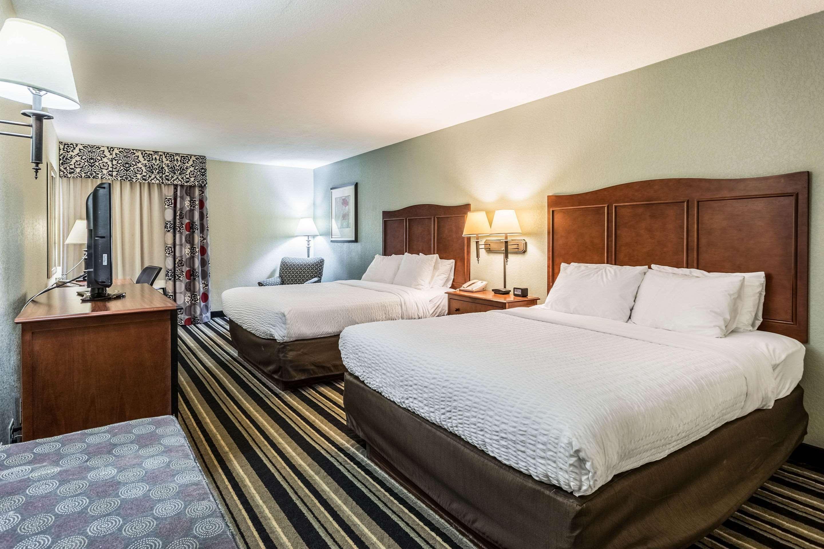 Clarion Pointe Huntsville Research Park Екстер'єр фото