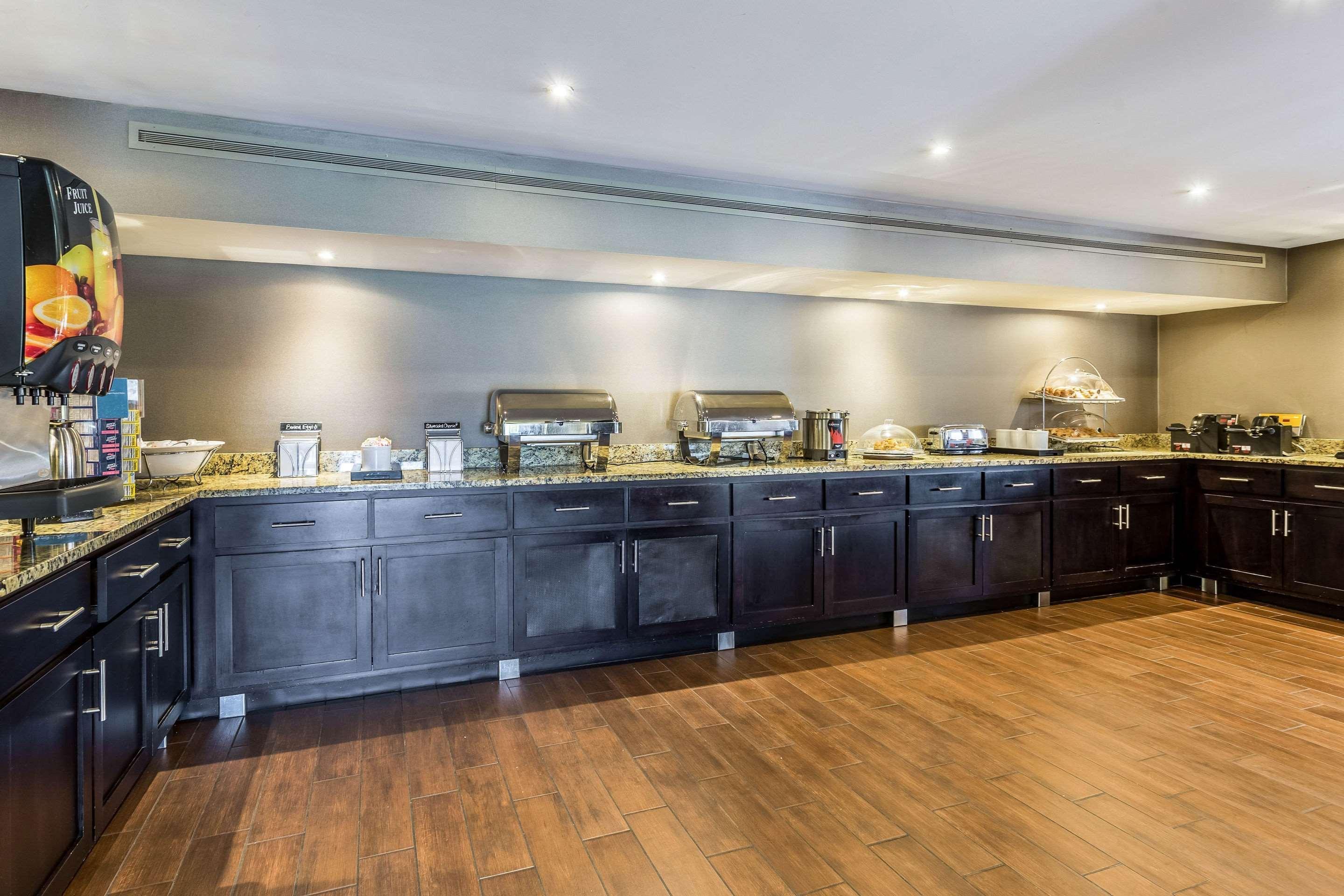 Clarion Pointe Huntsville Research Park Екстер'єр фото