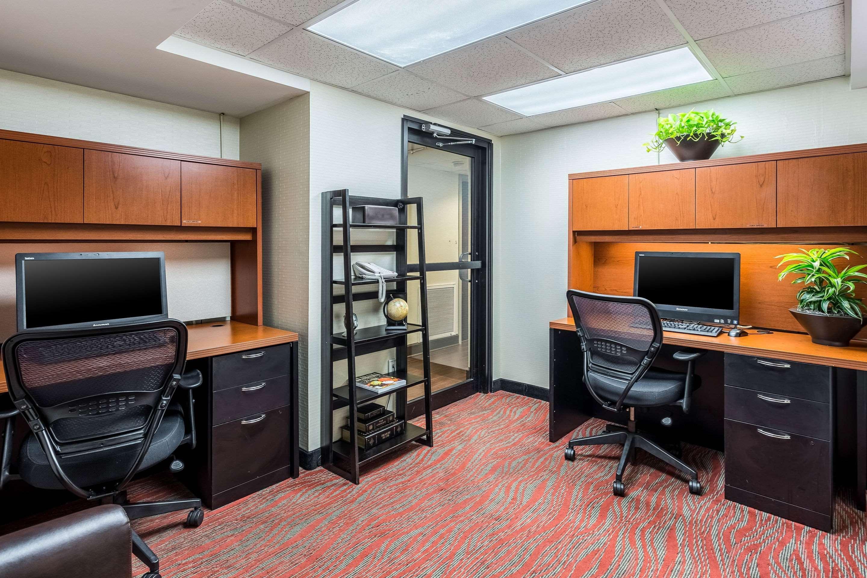 Clarion Pointe Huntsville Research Park Екстер'єр фото