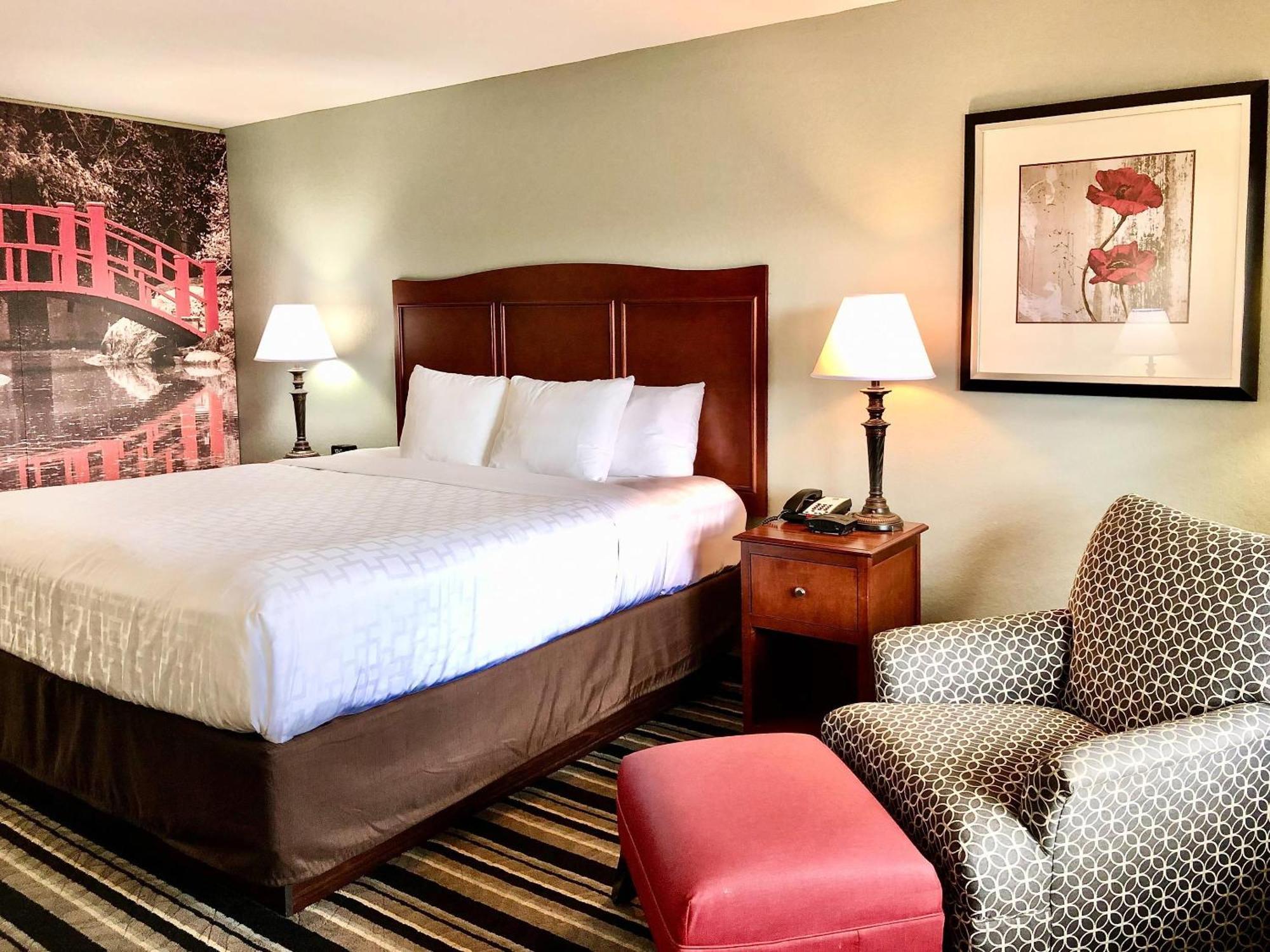 Clarion Pointe Huntsville Research Park Екстер'єр фото