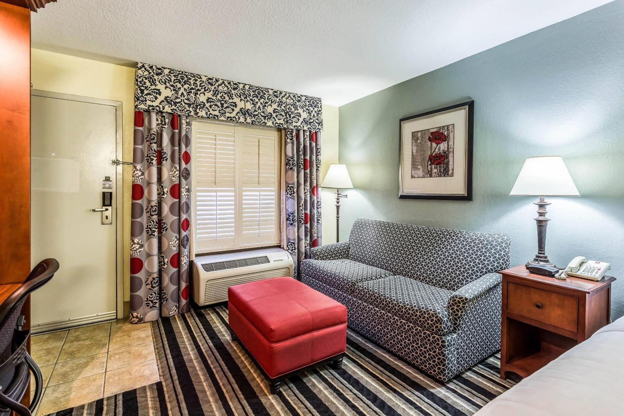 Clarion Pointe Huntsville Research Park Екстер'єр фото